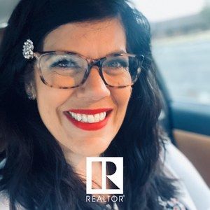 Meet your Posher, Tracey